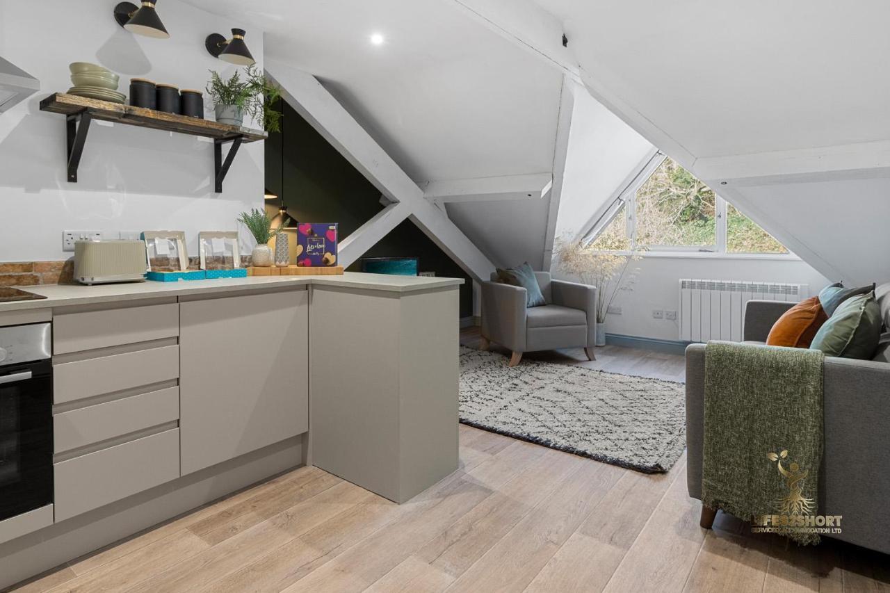 Luxe Courtyard Apartment For 4 Near Exeter City Centre Exterior photo